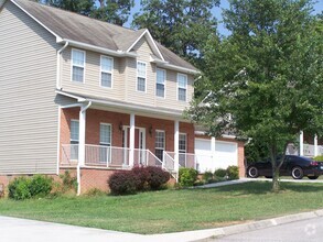 Building Photo - 1821 Silver Cloud Ln