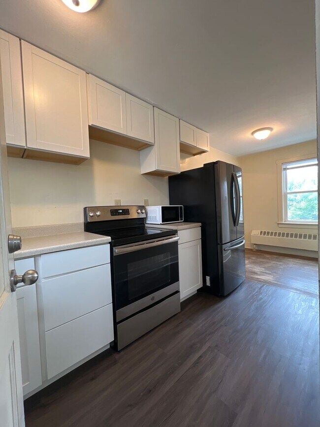 Foto del edificio - Flexible move in date! Two Bedroom apartme...