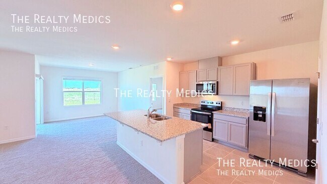 Building Photo - 914 Princess Sabal Pt