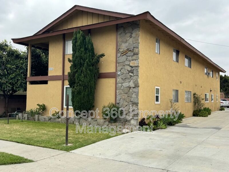 Photo - 10426 IMPERIAL HWY