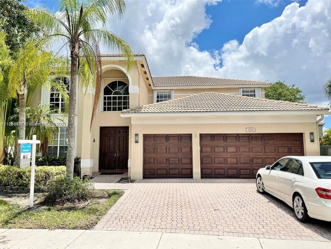 Foto principal - 1104 NW 139th Ave