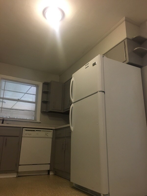 Foto del edificio - 3 bed 1.5 Bath in Decatur!