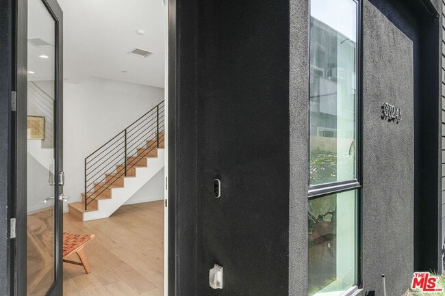 Foto del edificio - 3724 1/2 Vinton Ave