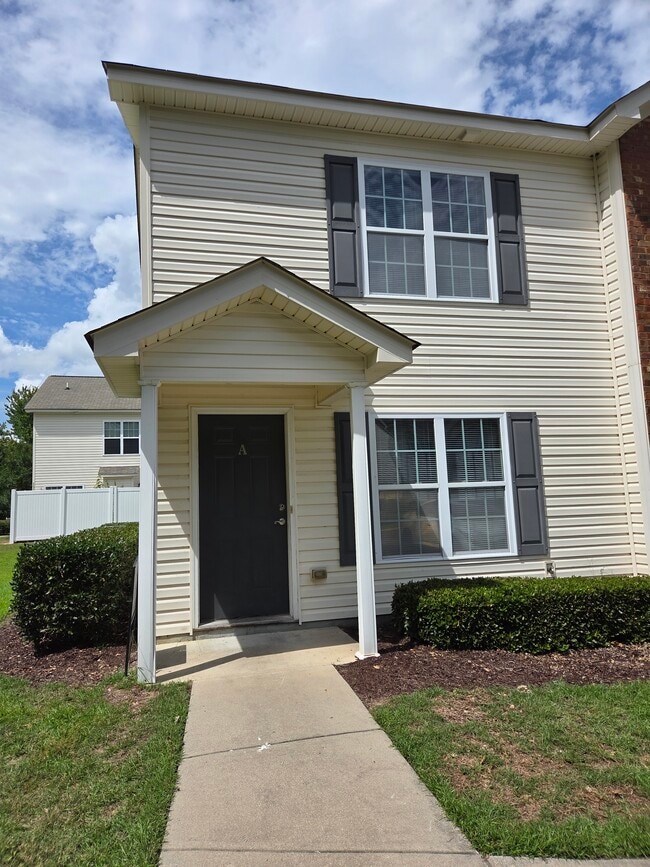 Building Photo - 4271 Dudleys Grant Dr