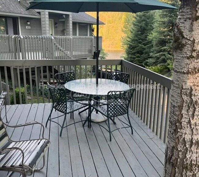 Building Photo - 5637 W Racquet Rd