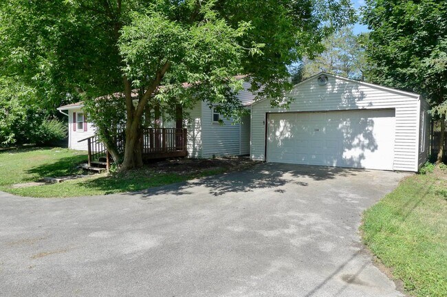 Foto del edificio - 1245 Centre Rd