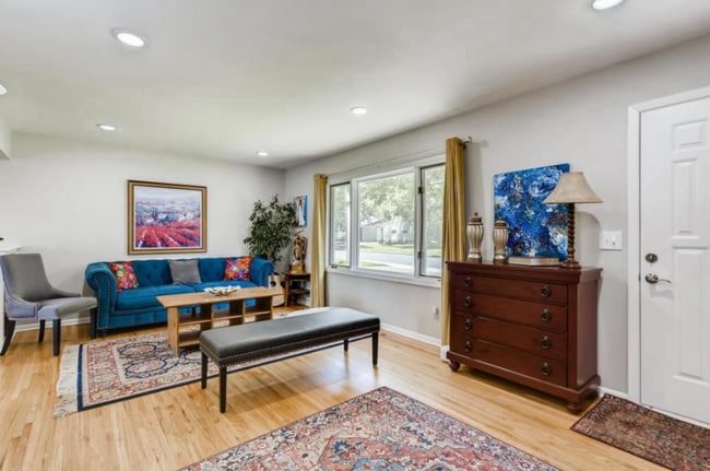 Foto del edificio - 2080 Orchard Ln