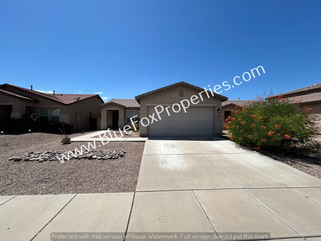 Primary Photo - 9269 N Centipede Ave