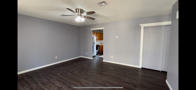 Building Photo - 1328 S Everett Ave