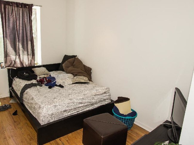 Foto del edificio - 5054 N Winthrop Ave