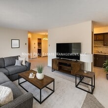 Building Photo - 18 Wenbelle Dr