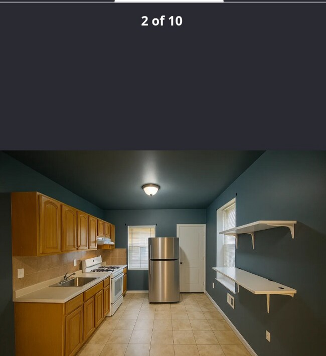 Foto del edificio - 2115 Sigel St