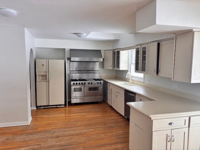 Foto del edificio - 330 E River Rd