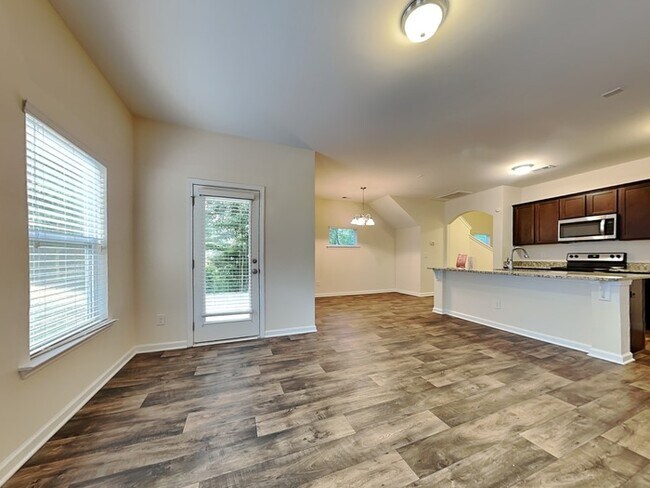 Building Photo - 231 Jimmy Love Ln