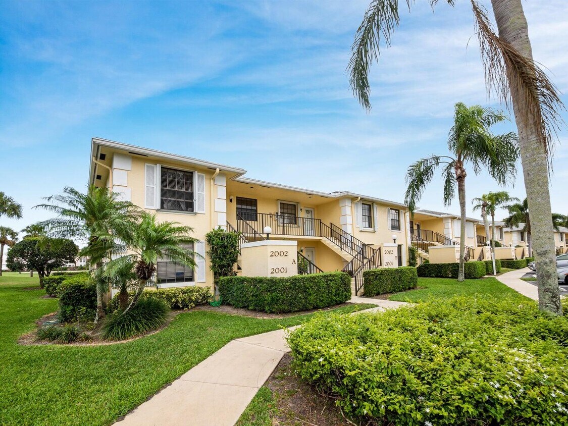 Primary Photo - 2002 Keystone Dr