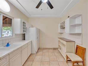 Building Photo - 3011 NW 18th Terrace