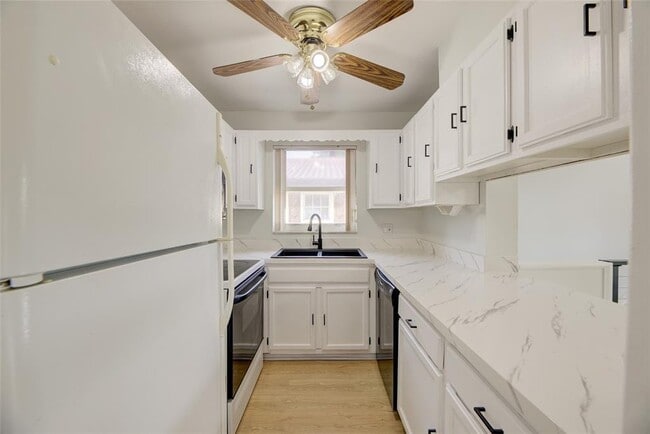 Foto del edificio - 8800 NW 30th St