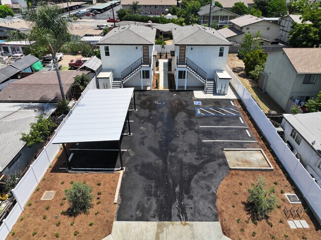 Foto del edificio - 630 N Juniper St