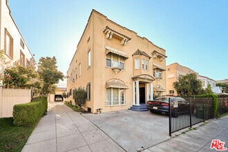 Building Photo - 1414 Bronson Ave