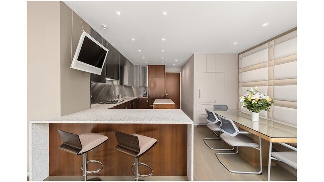 Foto del edificio - 350 W Broadway