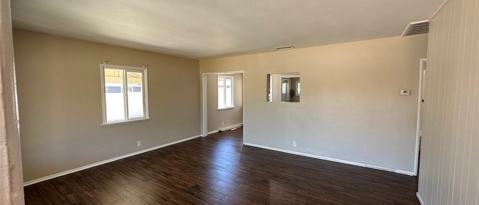 Building Photo - 353 S Aspan Ave