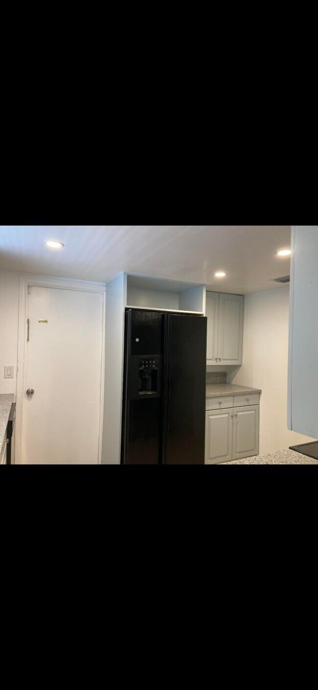 Foto del edificio - 1243 Kinglet Terrace