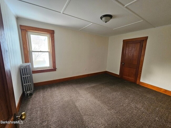 Building Photo - 1 Edward Ave