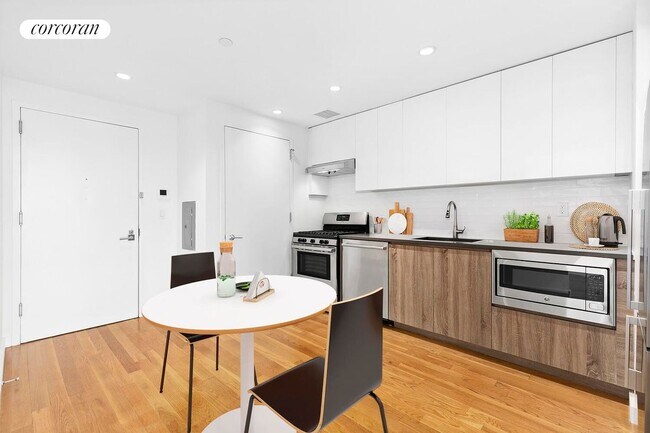 Foto del edificio - 247 N 7th St