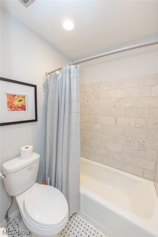 Building Photo - 2202 Acacia Park Dr