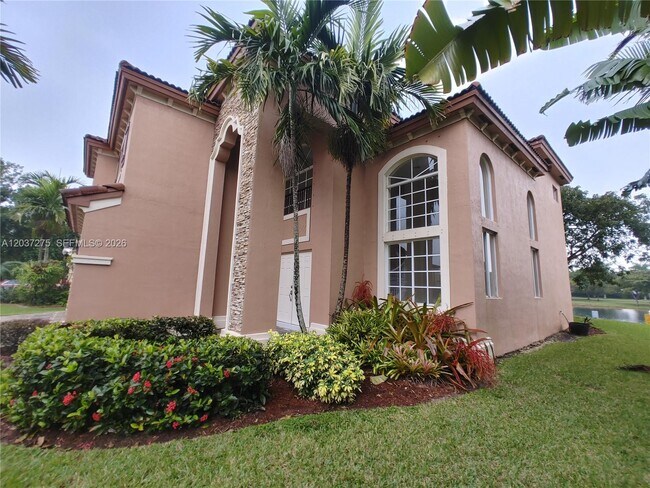 Building Photo - 21872 SW 95th Pl
