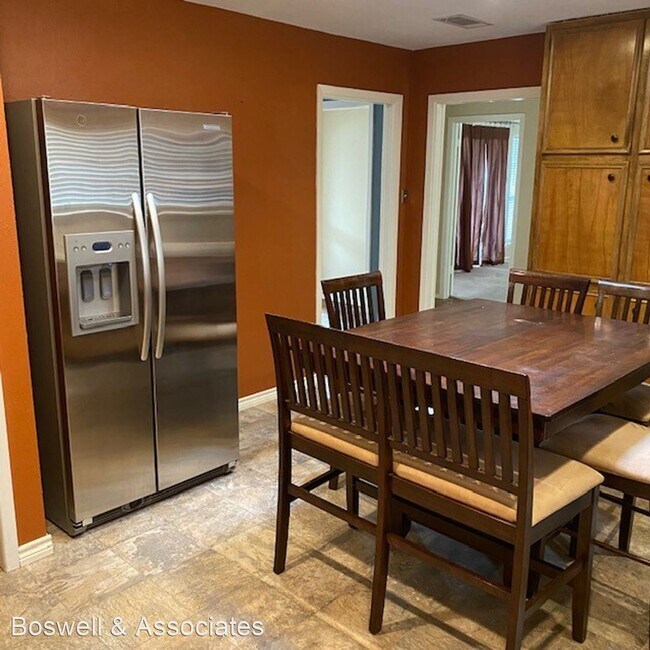 Foto del edificio - 2 br, 2 bath House - 2506 Castleford Rd.