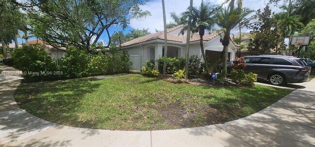 Building Photo - 643 Conservation Dr