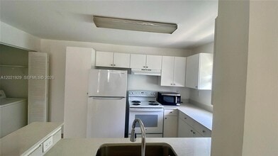 Building Photo - 4071 NW 87th Ave
