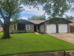 Building Photo - 2518 Fredericksburg Dr