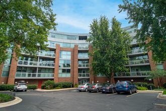 Building Photo - 1228 Emerson St