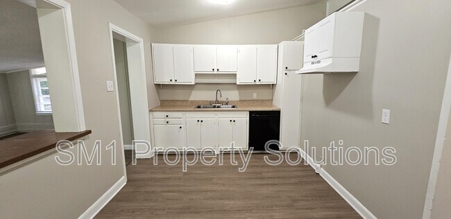 Foto del edificio - 4214 Kildare Dr