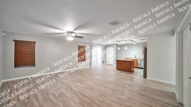 Building Photo - 1112 W Vuelta Las Verdolagas