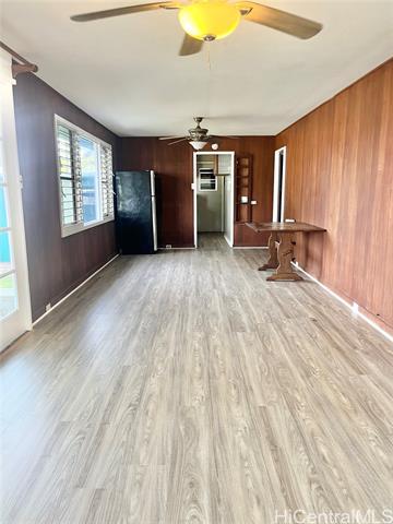 Building Photo - 339B Olomana St