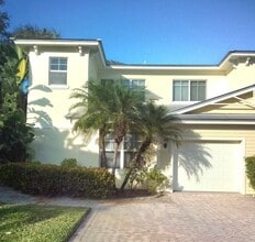 Building Photo - 3926 Sabal Way