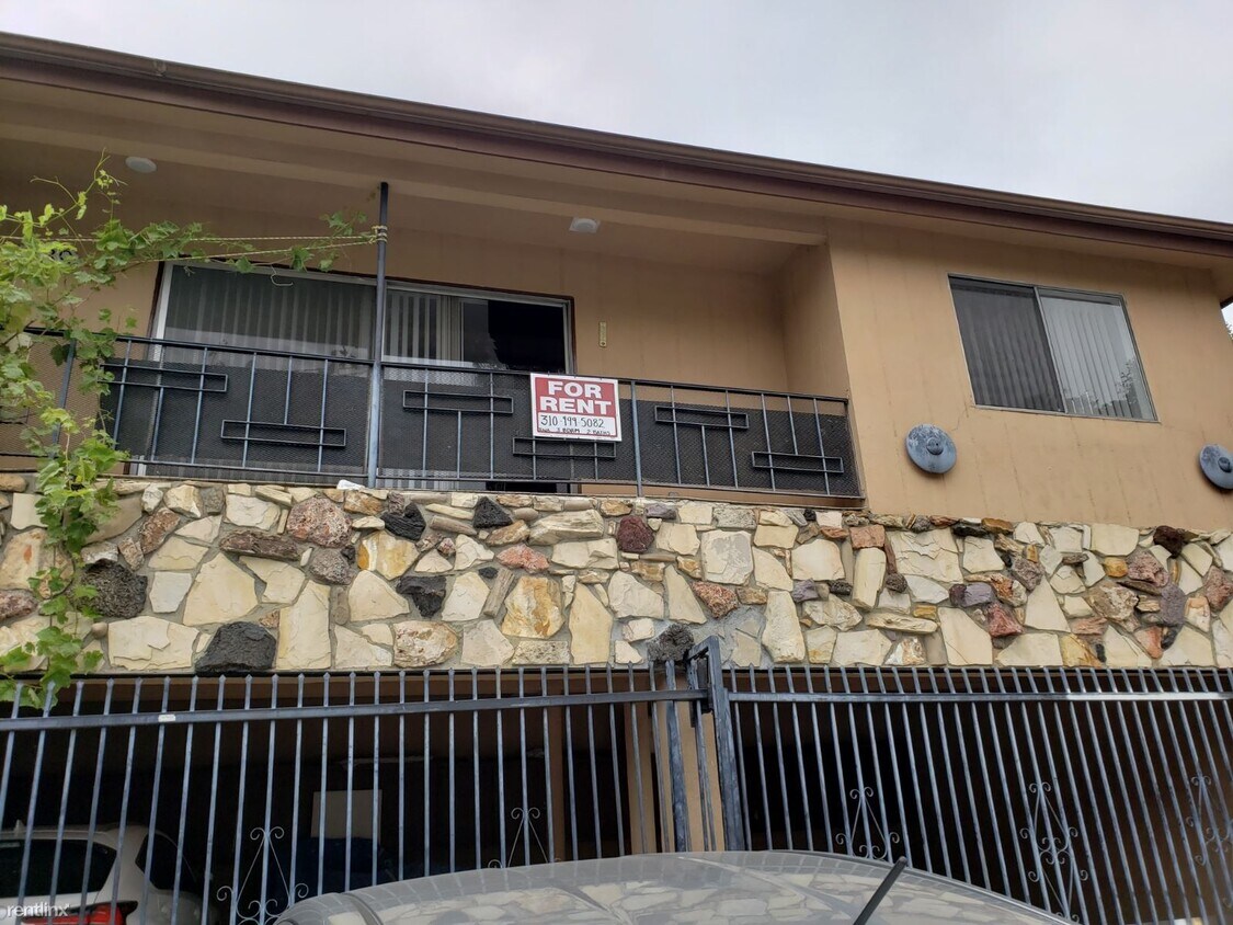3 br, 2 bath - 1339 N Hobart Blvd 6 - 3 br, 2 bath  - 1339 N Hobart Blvd 6