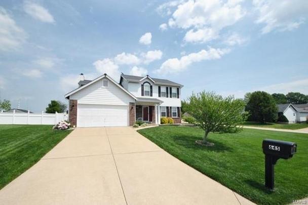 Building Photo - 645 Autumn Oaks Dr