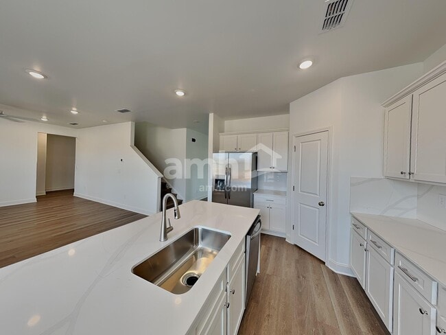 Foto del edificio - 1438 Aquamarine Dr