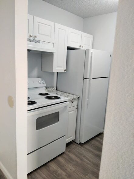Foto del edificio - 8127 Stonehurst St