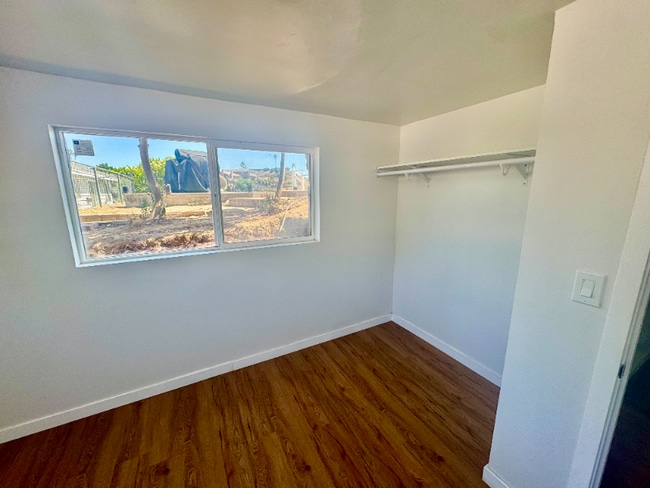 Building Photo - 5557 Ave Juan Bautista