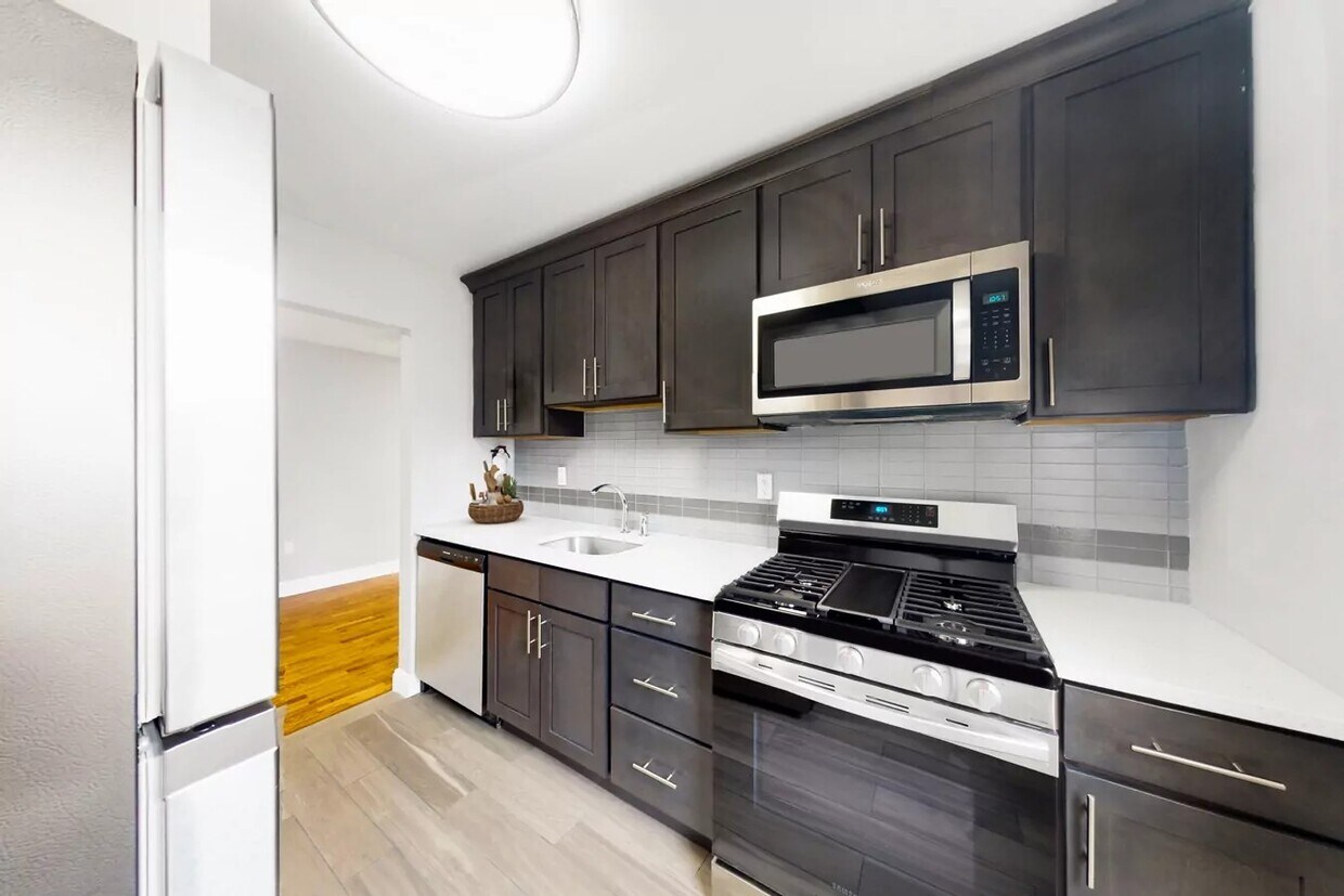 Foto principal - Wayne Village Apartments