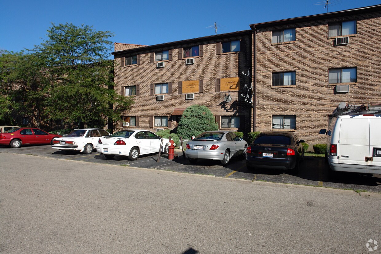 Building Photo - 1553 Norway Ln