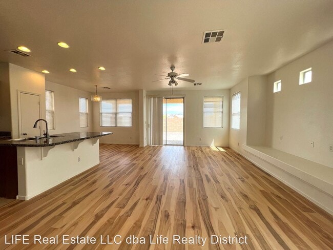 Building Photo - 3 br, 2.5 bath House - 1144 Aspen Cliff Dr.
