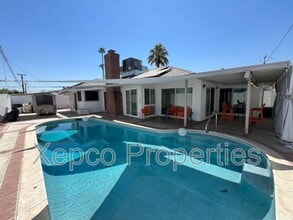 Building Photo - 4080 Cll San Antonio