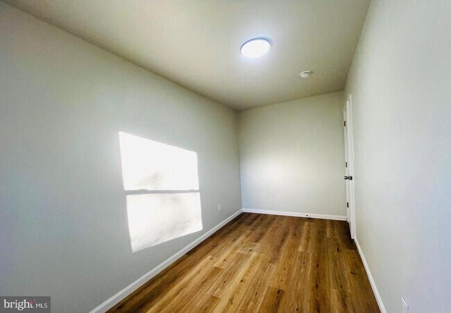 Building Photo - 401 Blue Bell Rd