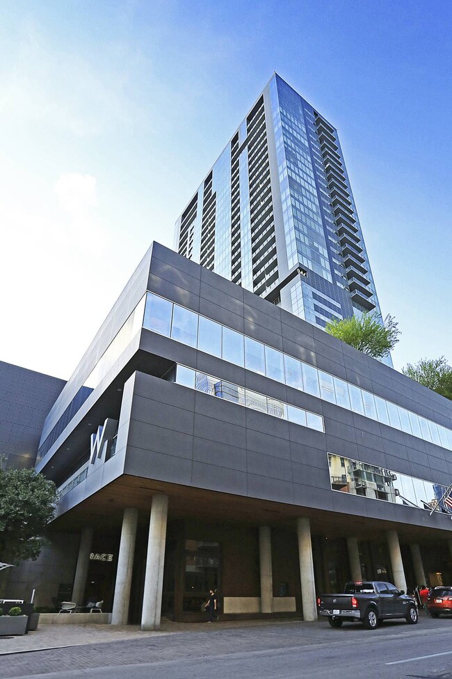 Building Photo - 210 Lavaca St